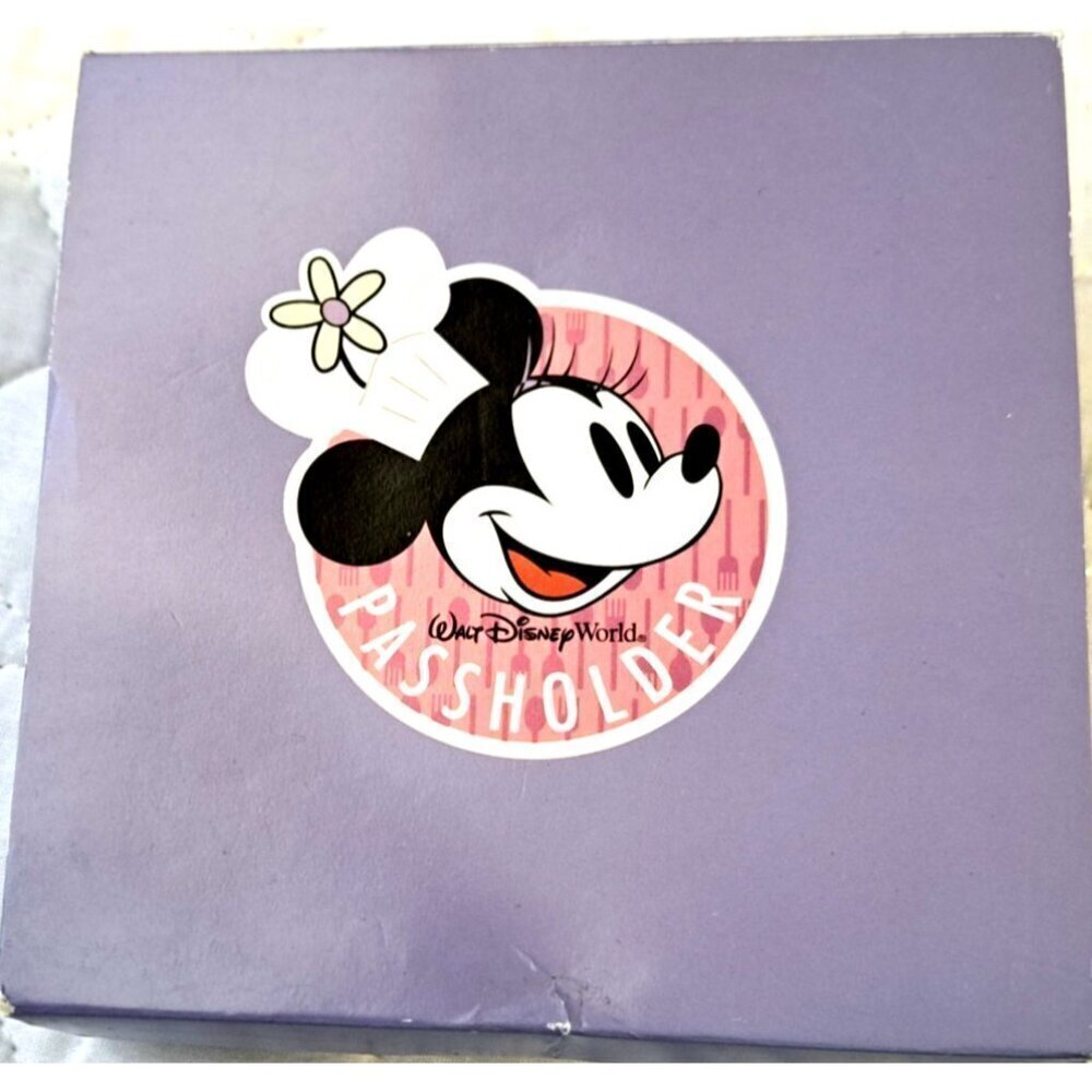 Walt Disney World Passholder Wooden Coaster Set Of 4 Minnie Mouse New In Box